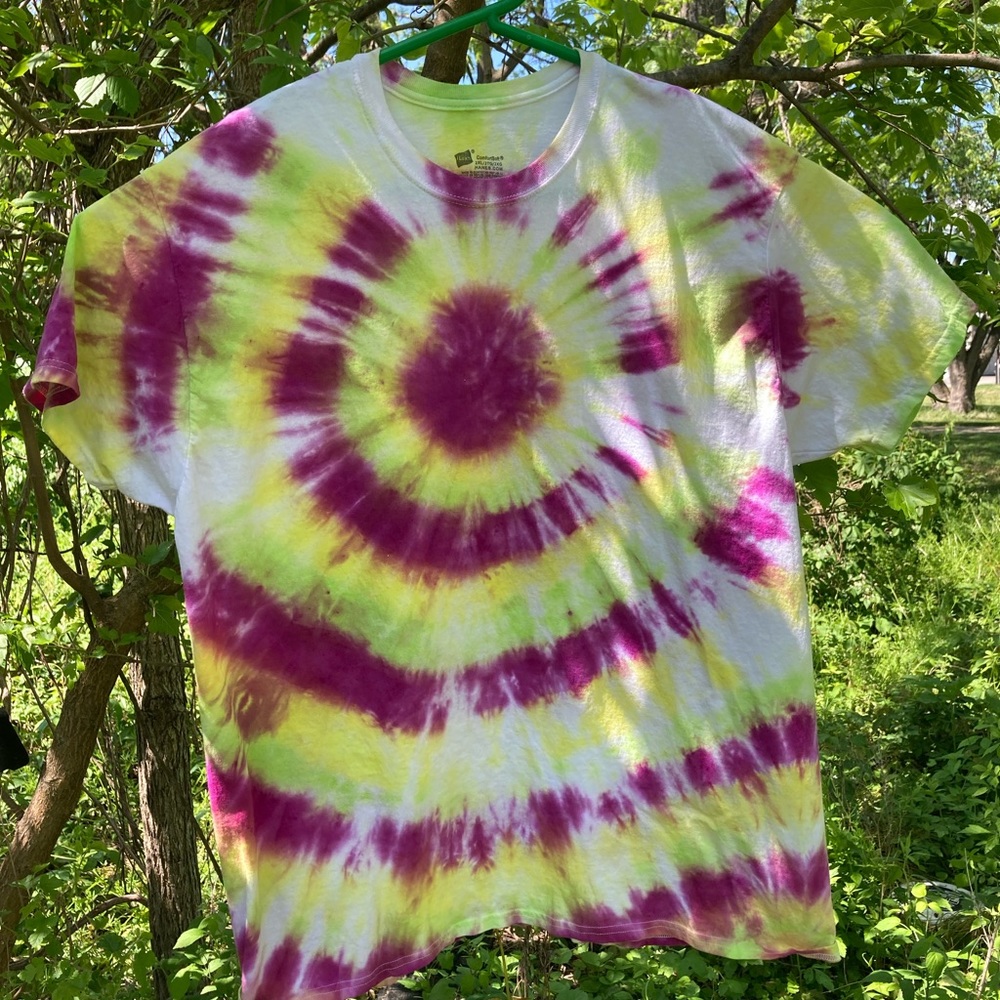 NWOT Custom Unisex Tie Dye T-Shirt